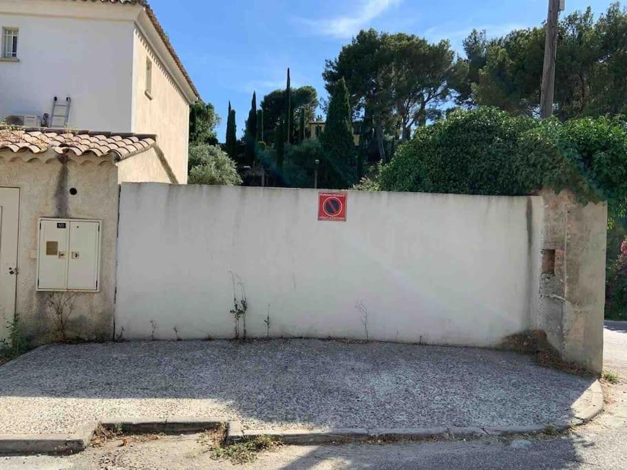 T2 La Ciotat 60M2 Avec Terrasse Equipeeアパートメント エクステリア 写真